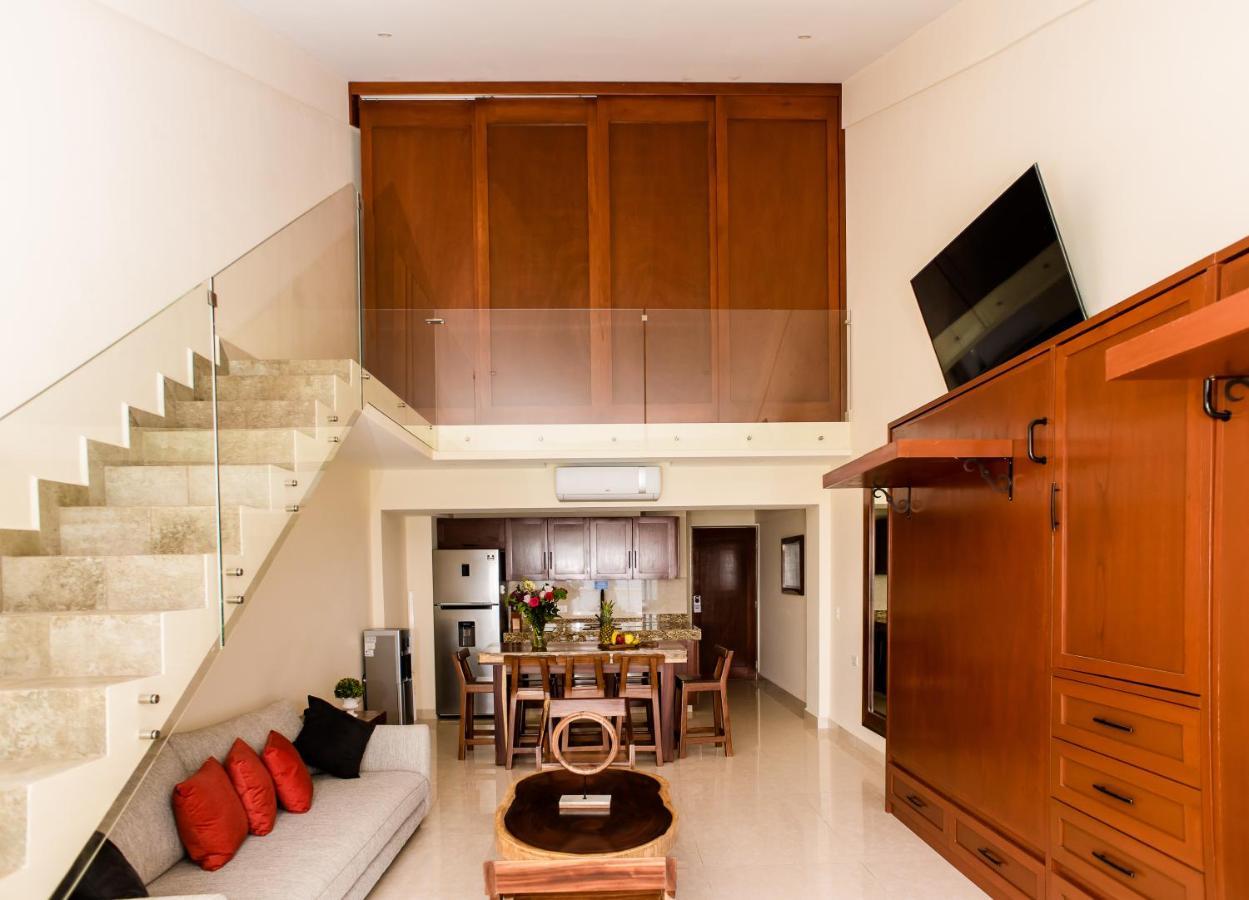 2 Story Oceanfront Penthouses On Cancun Beach! Dış mekan fotoğraf