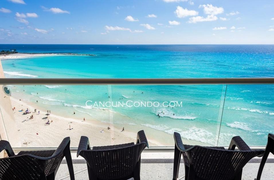 2 Story Oceanfront Penthouses On Cancun Beach! Dış mekan fotoğraf