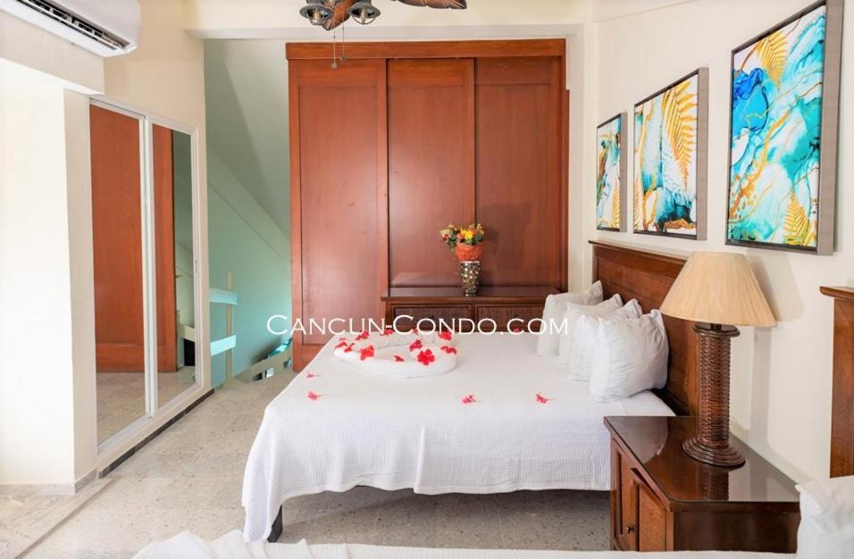 2 Story Oceanfront Penthouses On Cancun Beach! Dış mekan fotoğraf