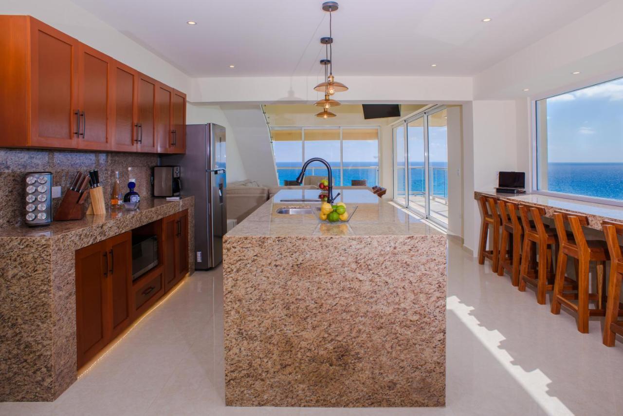 2 Story Oceanfront Penthouses On Cancun Beach! Dış mekan fotoğraf