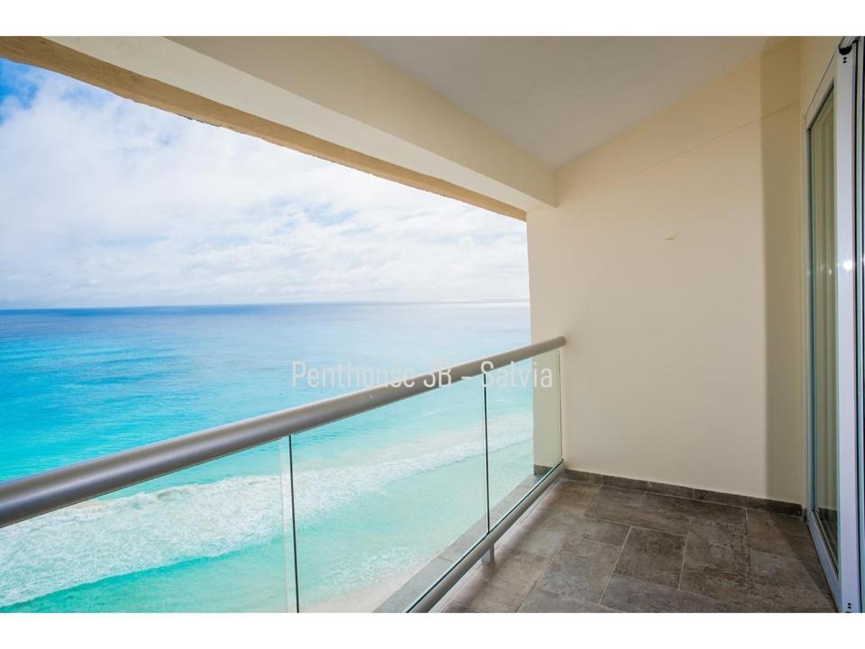 2 Story Oceanfront Penthouses On Cancun Beach! Dış mekan fotoğraf